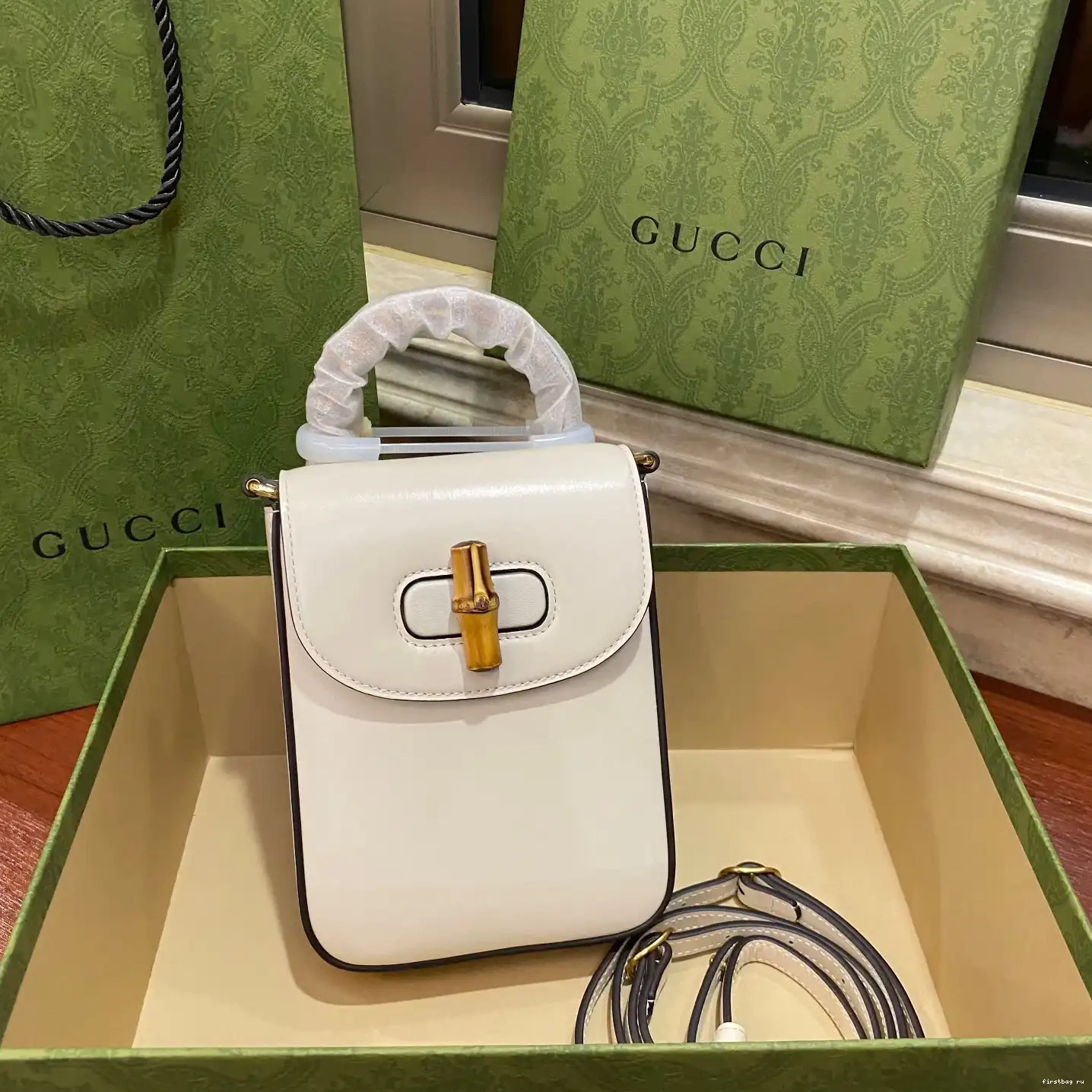 First bag ru Bamboo mini handbag Gucci 0622